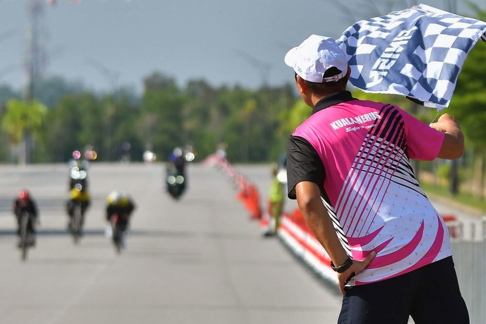 SUTERA III : Sukan Berbasikal