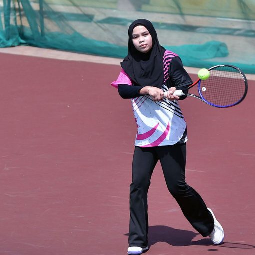 SUTERA III : Tenis